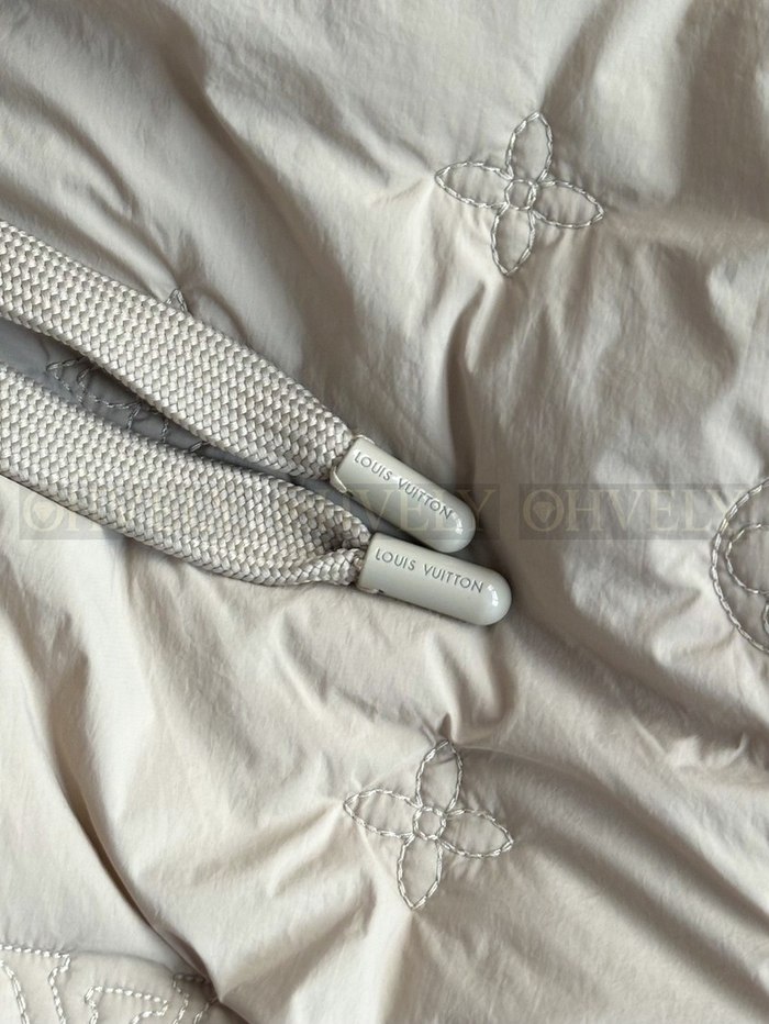 【 ZP 】LOUIS VUITTON 패딩 자켓 (매장가 572만원)