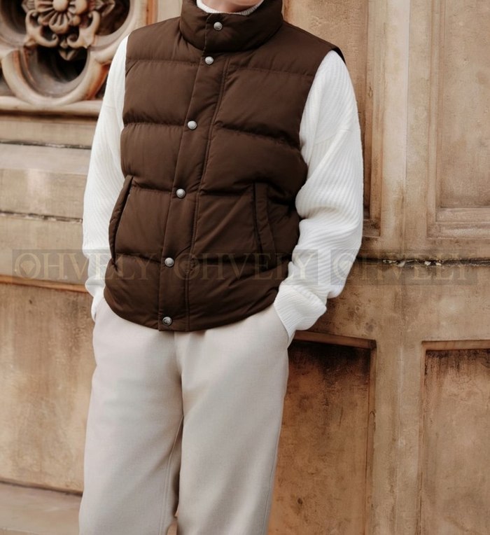 【 ZP 】LoroPiana 패딩 조끼 (매장가 760만원)