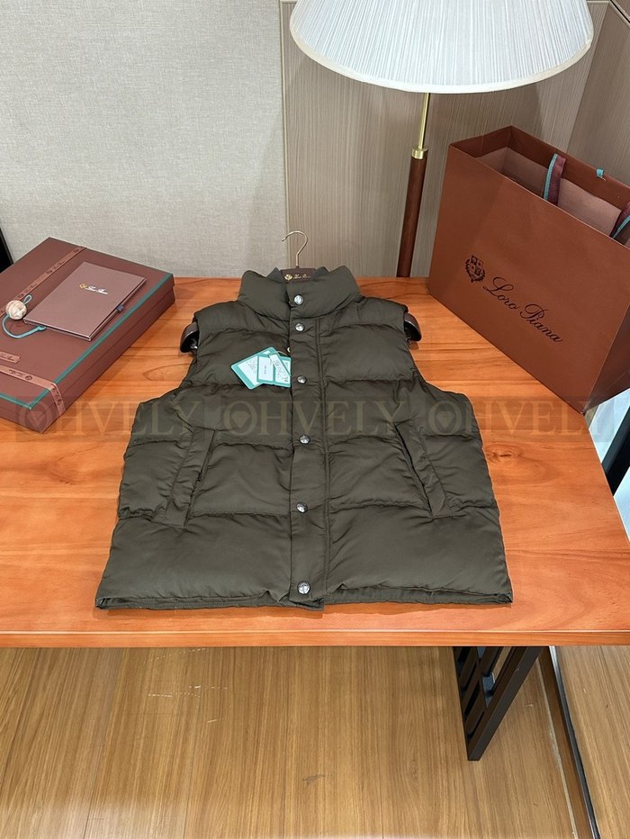 【 ZP 】LoroPiana 패딩 조끼 (매장가 760만원)