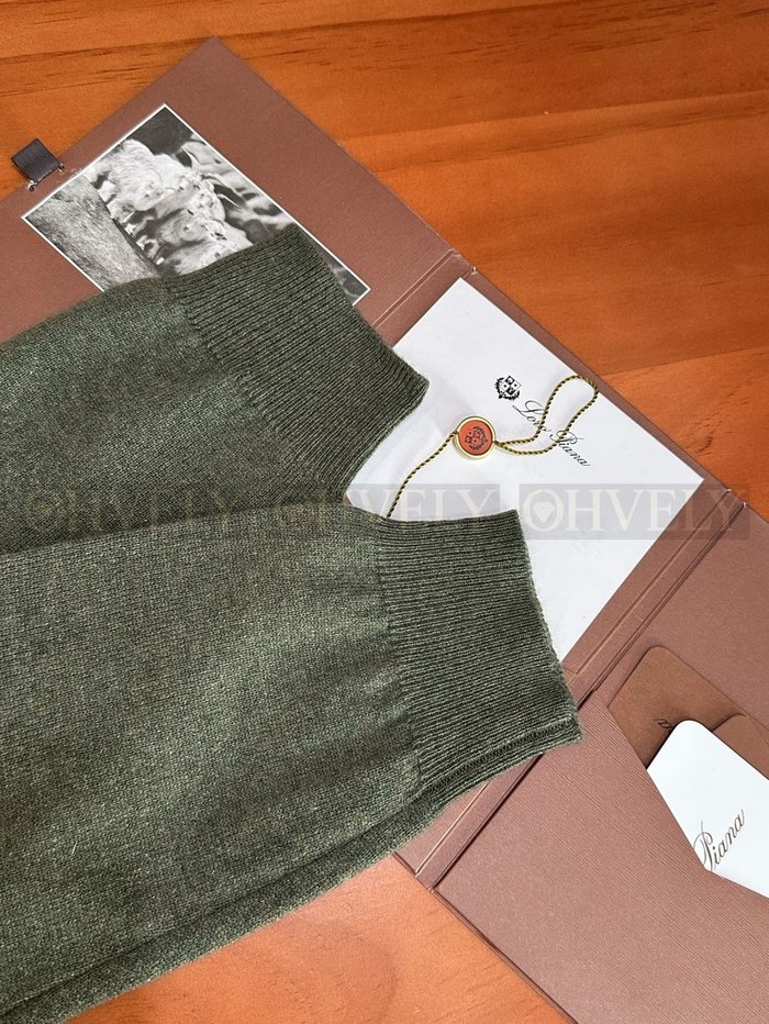 【 ZP 】LoroPiana 라운드 니트 (매장가 274만원)