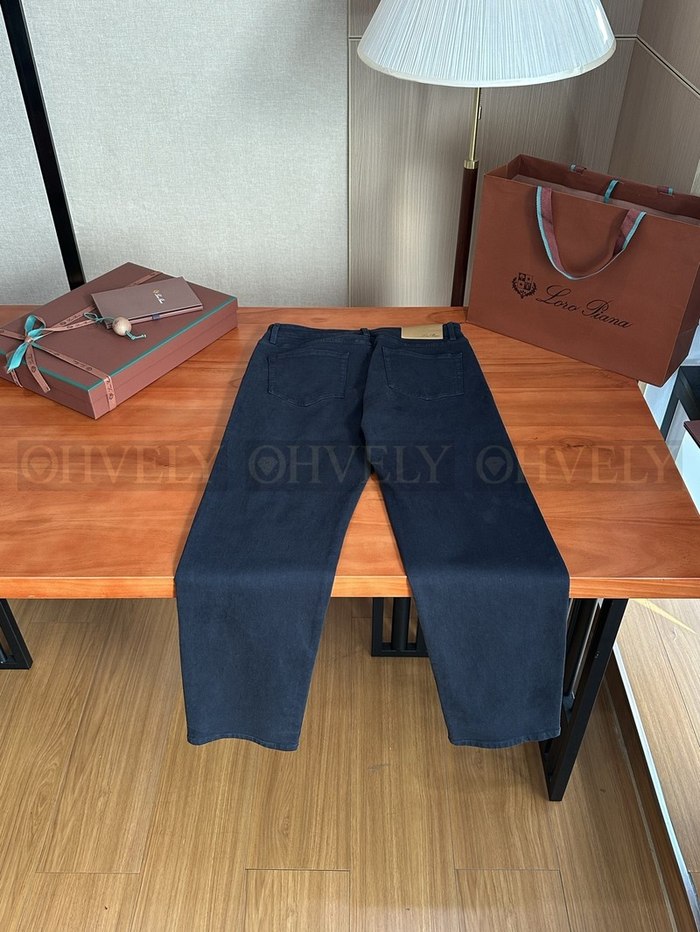 【 ZP 】LoroPiana 바지 (매장가 136만원)