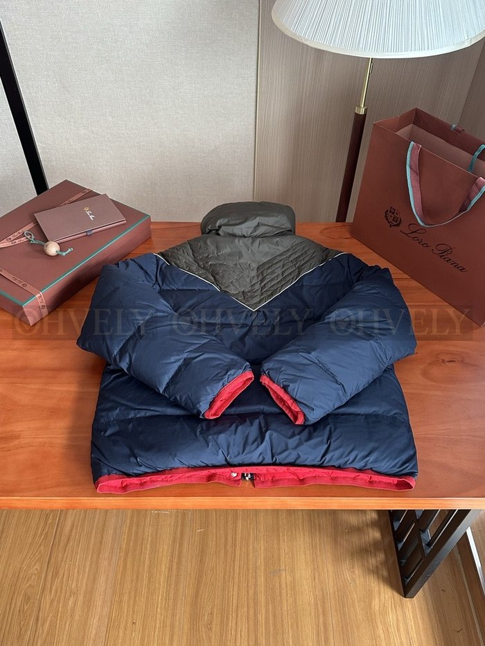 【 ZP 】LoroPiana 패딩 (매장가 676만원)