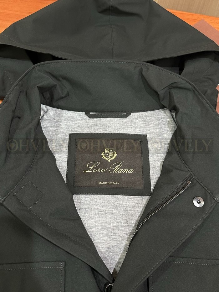 【 ZP 】LoroPiana 아우터 (매장가 618만원)