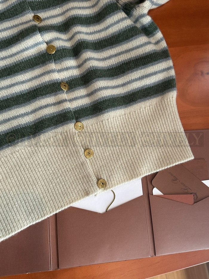 【 ZP 】LoroPiana 가디건 (매장가 448만원)